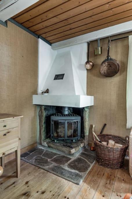 Cozy Cottage By The Lake, Charlottenberg Åmotfors エクステリア 写真